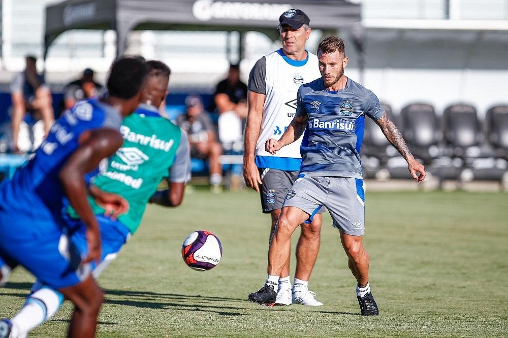 Renato encaminha equipe para enfrentar Brasil de Pelotas