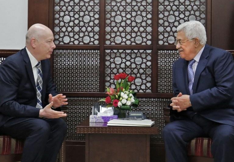 Jason Greenblatt j&aacute; conversou com Mahmud Abbas, presidente da Autoridade Palestina, e Netanyahu