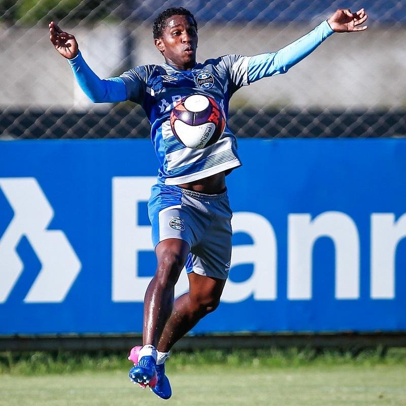 Renato deve escalar mesmo time que venceu Zamora pela Libertadores