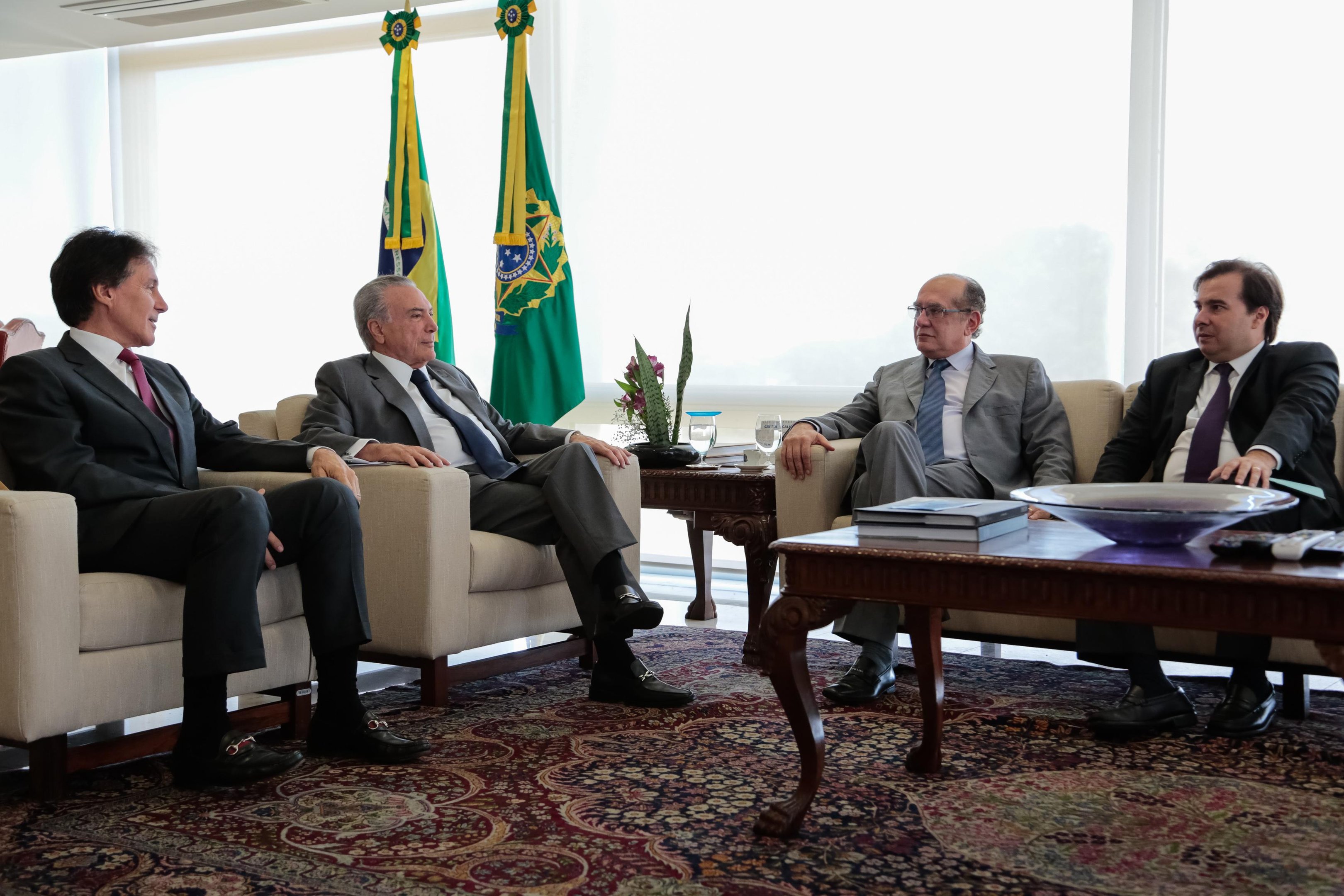 Reuni&atilde;o discutiu sobre reforma pol&iacute;tica 