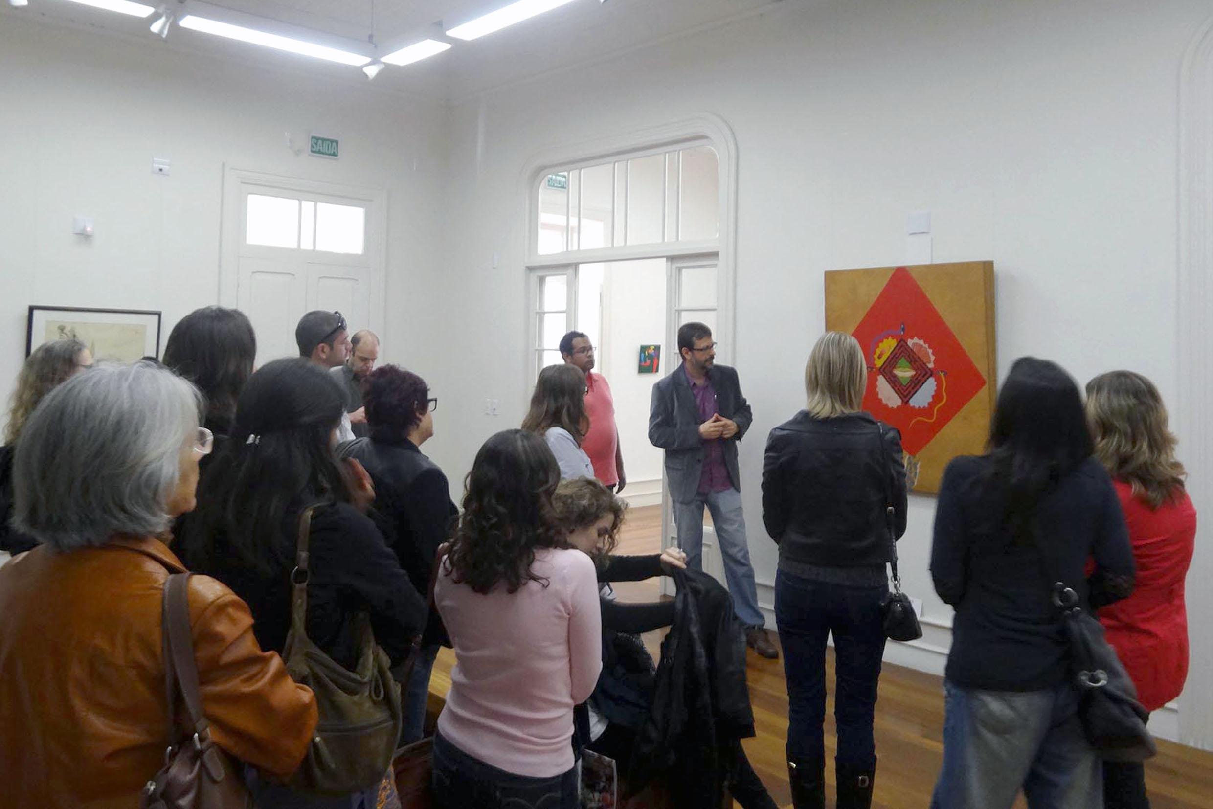 Alunos realizam visitas aos acervos e exposi&ccedil;&otilde;es