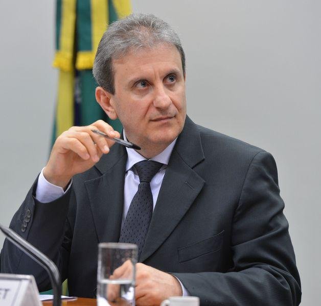 Yousseff ter&aacute; que permanecer com tornozeleira eletr&ocirc;nica