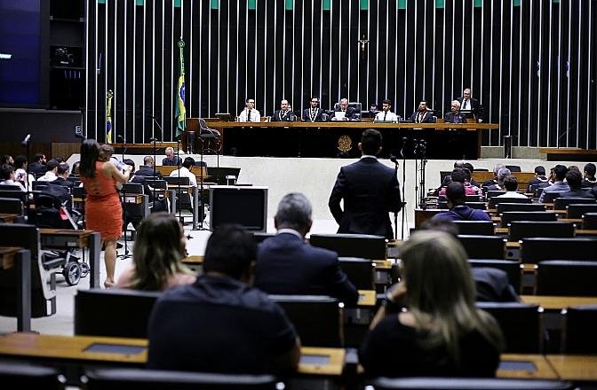 Parlamentares encaminharam 164 modifica&ccedil;&otilde;es, mas 33 n&atilde;o conseguiram assinaturas suficientes