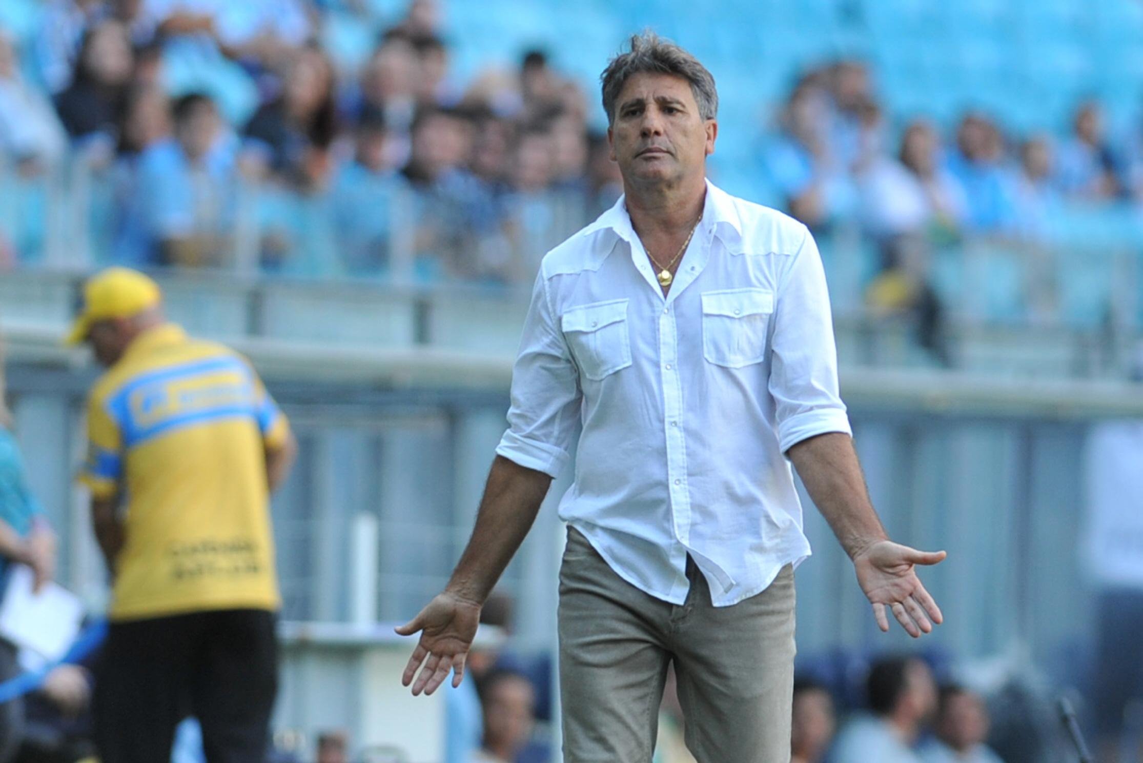 Renato ressalta que ningu&eacute;m tem vaga cativa no Gr&ecirc;mio