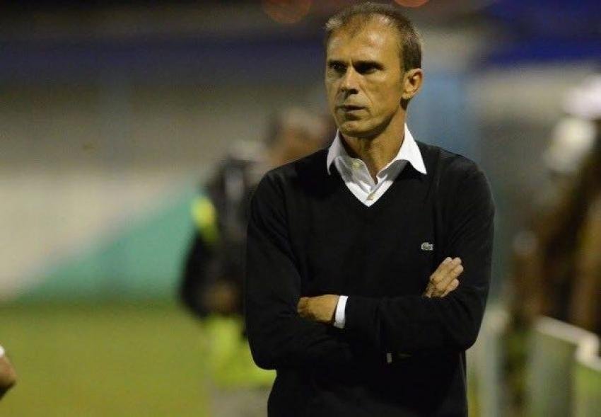 Ap&oacute;s cl&aacute;ssico, Vasco oficializa Milton Mendes como novo t&eacute;cnico da equipe