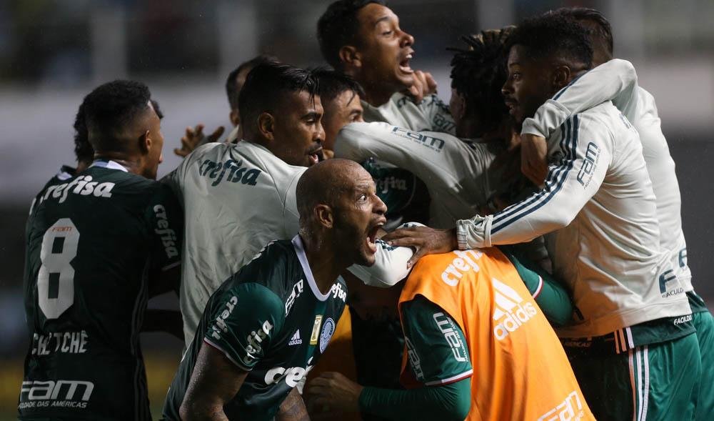 Com virada no fim, Palmeiras bate Santos e garante classifica&ccedil;&atilde;o no Paulist&atilde;o