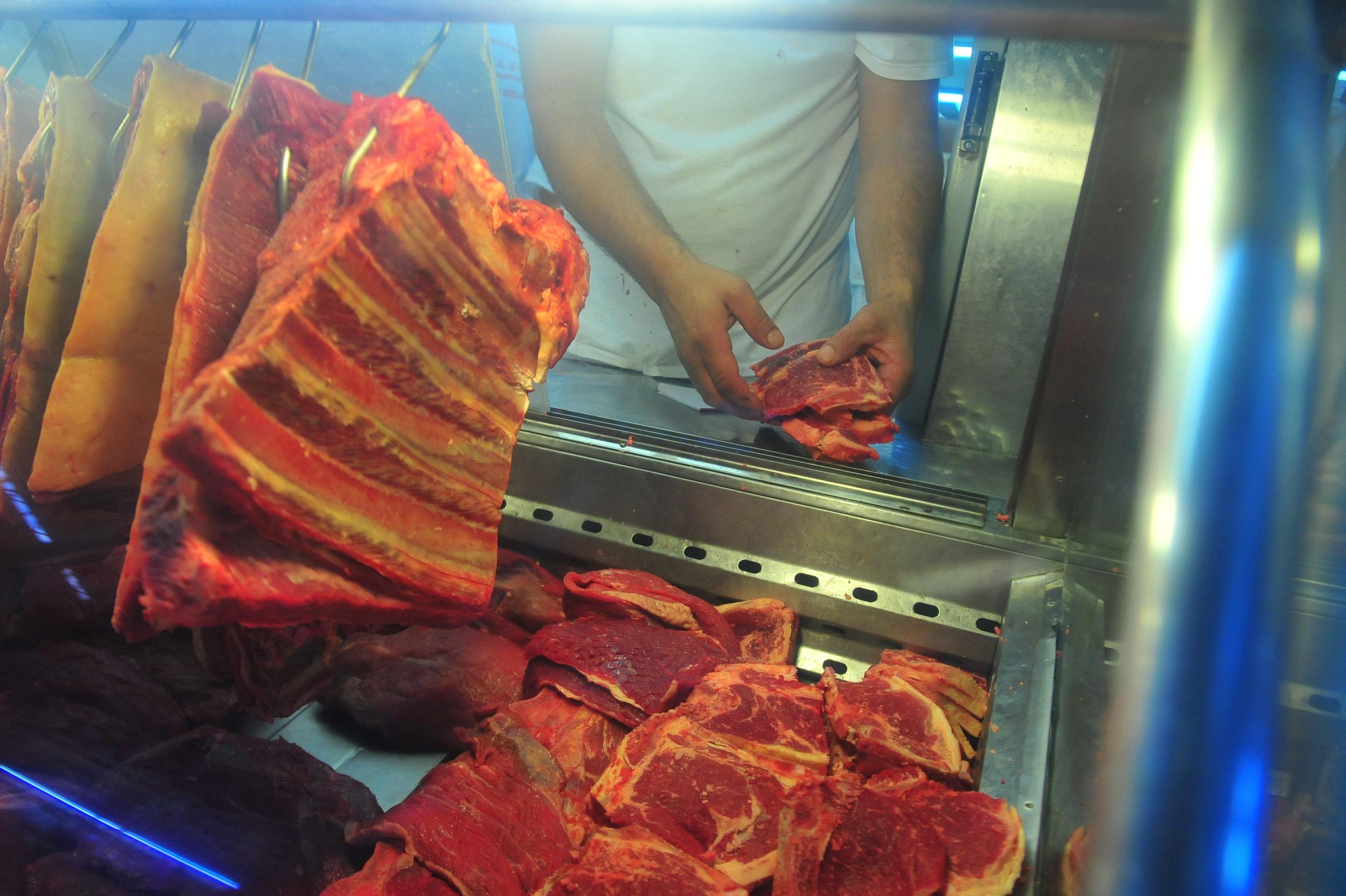 Esc&acirc;ndalo fechou mercados para carnes brasileiras