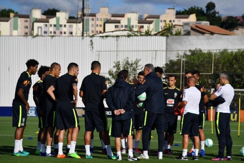 Brasil espera por jogo de Libertadores contra Uruguai