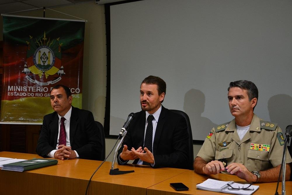 Minist&eacute;rio P&uacute;blico do Rio Grande do Sul denunciou 13 policiais militares do 21&ordm; Batalh&atilde;o de Pol&iacute;cia Militar por crimes de associa&ccedil;&atilde;o criminosa