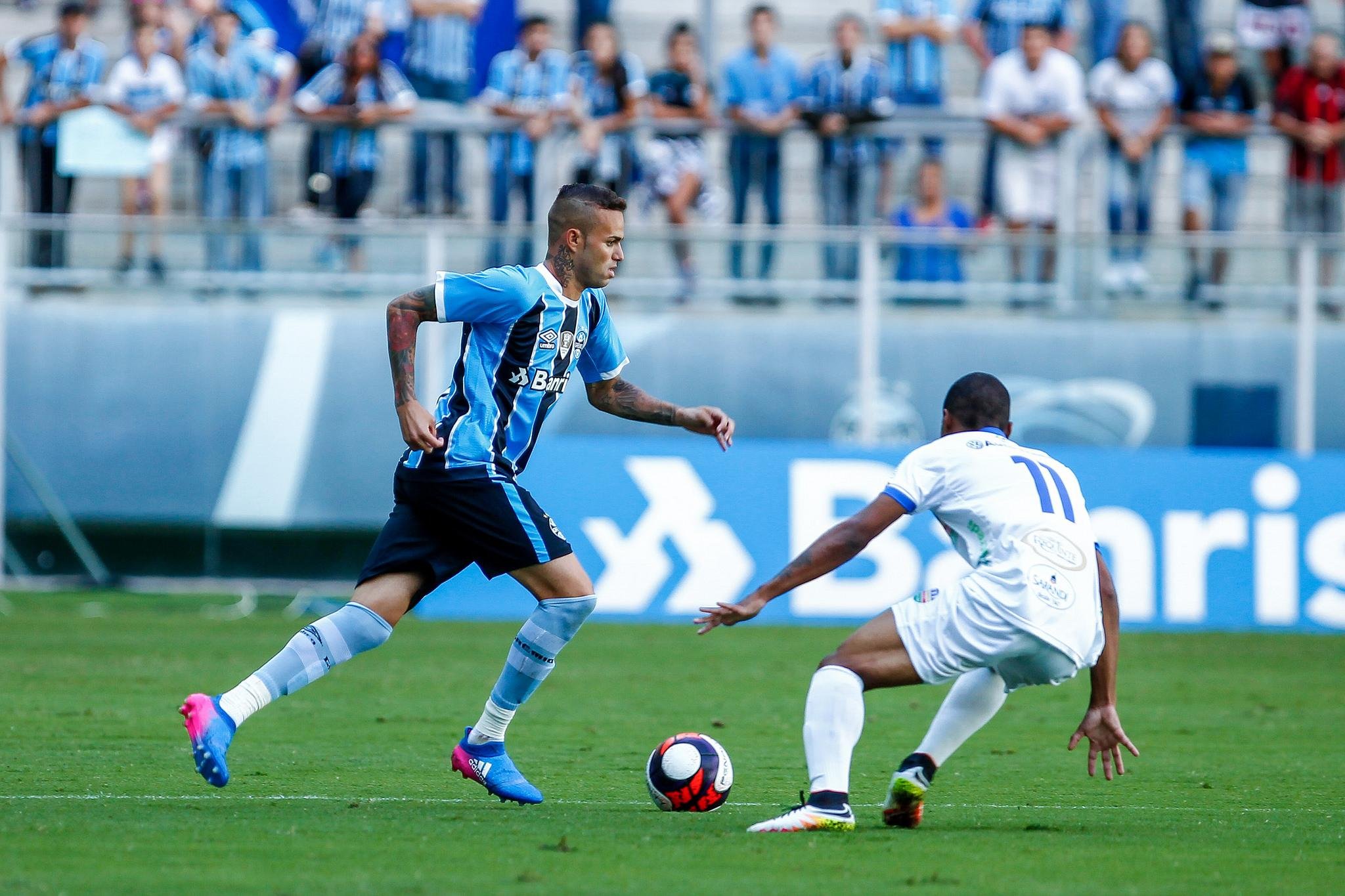 Luan pode mudar posicionamento para jogo contra o Novo Hamburgo