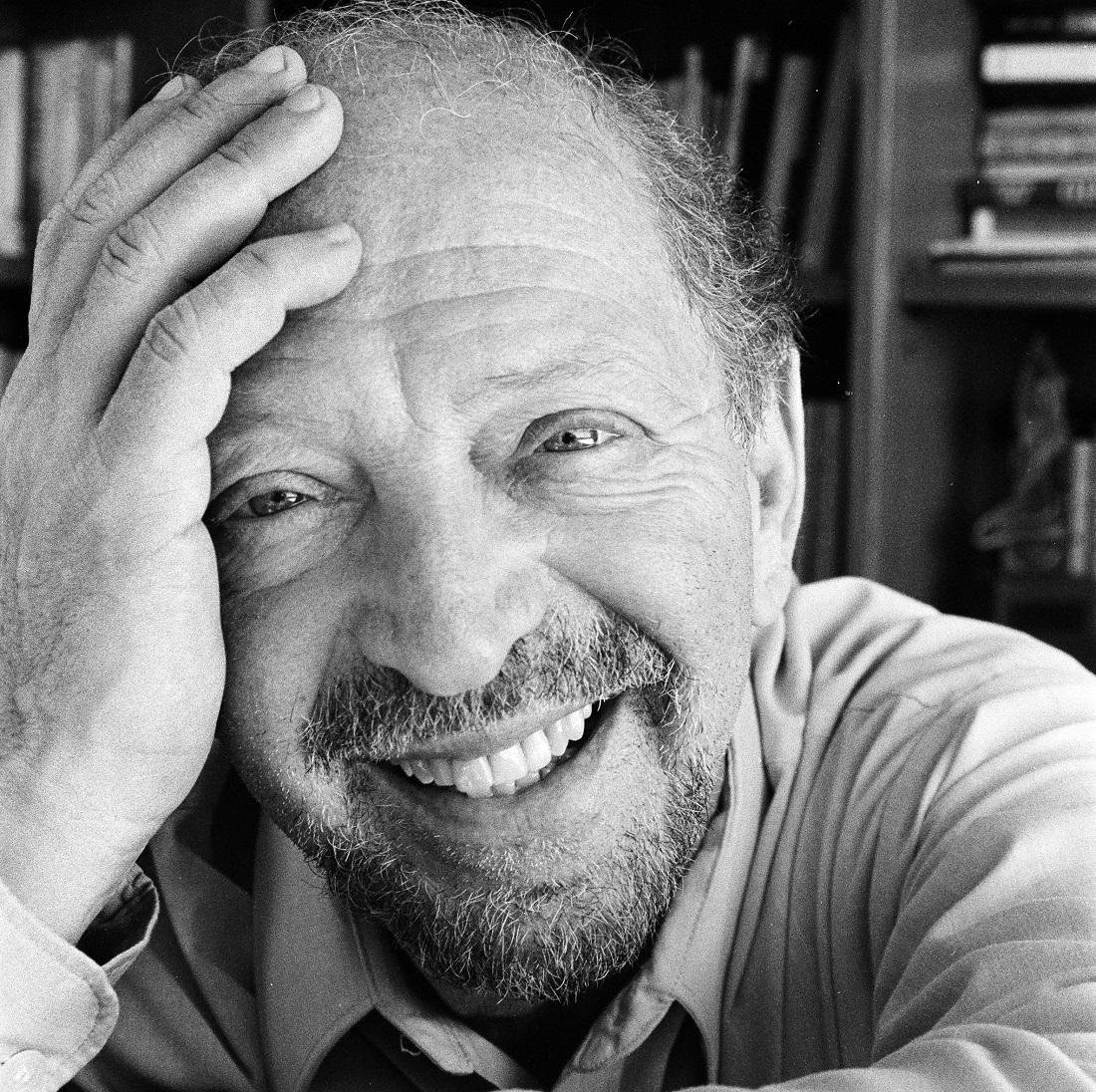 Moacyr Scliar, que faria anivers&aacute;rio nesta quinta, &eacute; um dos escritores estudados