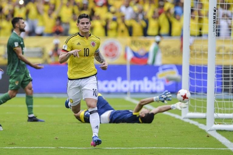 James Rodriguez marcou o 1 a 0 no rebote de um p&ecirc;nalti pol&ecirc;mico