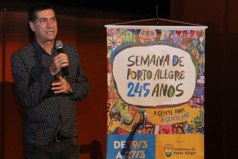 Secret&aacute;rio de Cultura afirmou que infraestrutura compete &agrave; Liga das Escolas de Samba