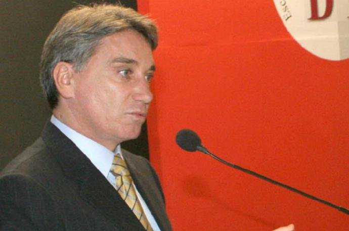 Germano Rigotto lan&ccedil;a pr&eacute;-candidatura &agrave; presid&ecirc;ncia da Rep&uacute;blica 