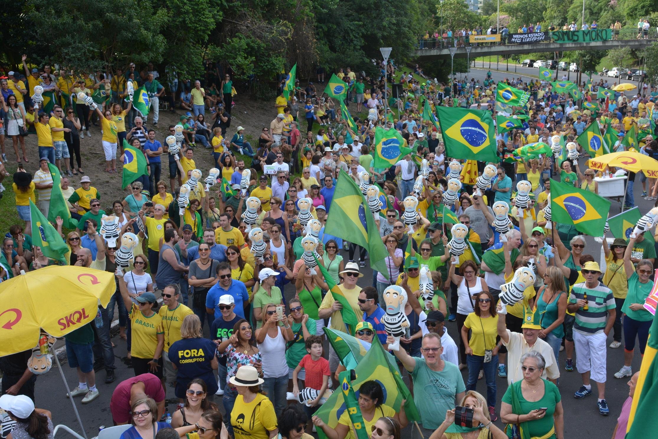 Protesto a favor da Lava Jato em Porto Alegre decepciona organizadores