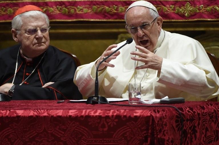 Comiss&atilde;o papal pediu que Santa S&eacute; se organize para responder de forma "pessoal e com compaix&atilde;o"