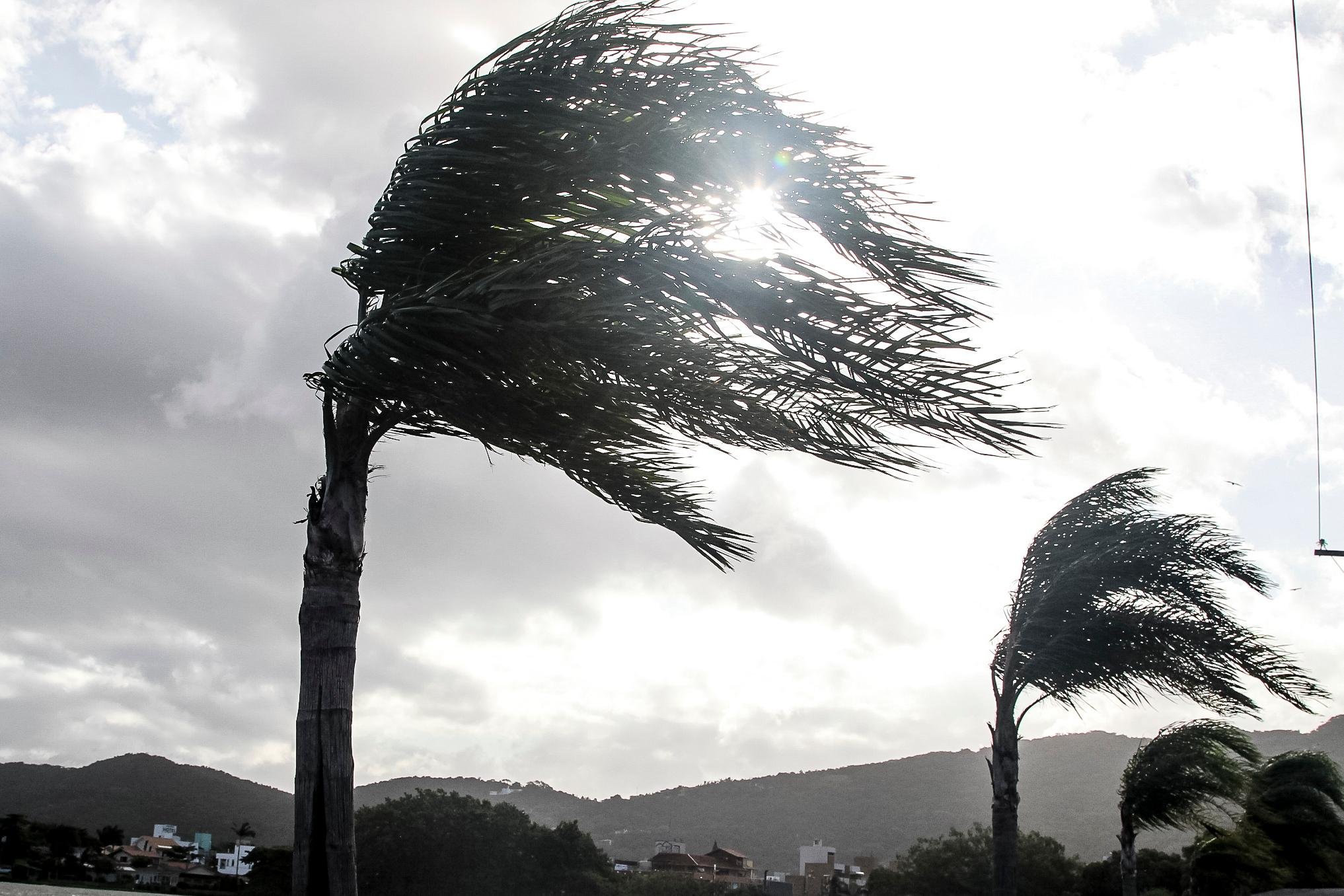 Sexta ser&aacute; de sol e nuvens no RS
