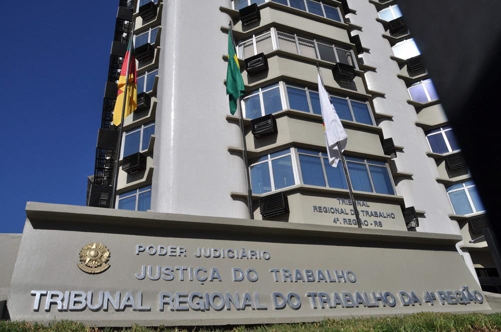 Entidades far&atilde;o ato contra projeto de terceiriza&ccedil;&atilde;o nesta sexta-feira