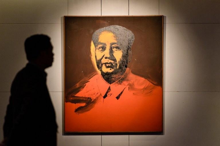 Imagens do l&iacute;der chin&ecirc;s realizadas pelo rei da pop art s&atilde;o pol&ecirc;micas