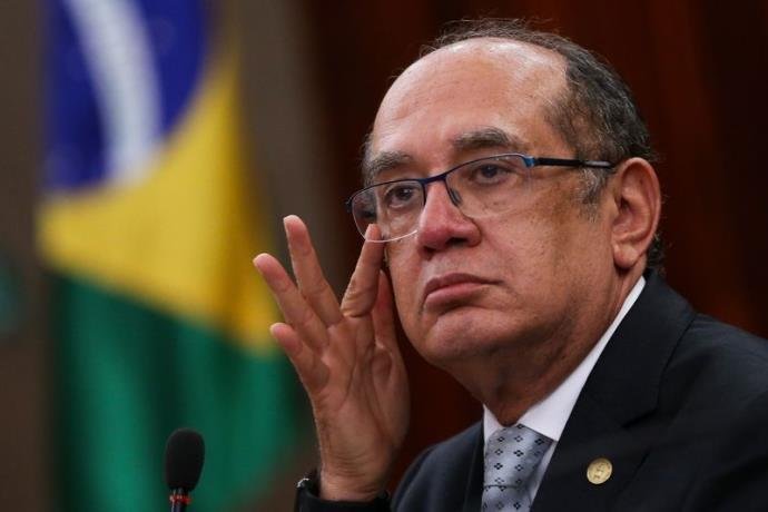 Gilmar Mendes preside o TSE