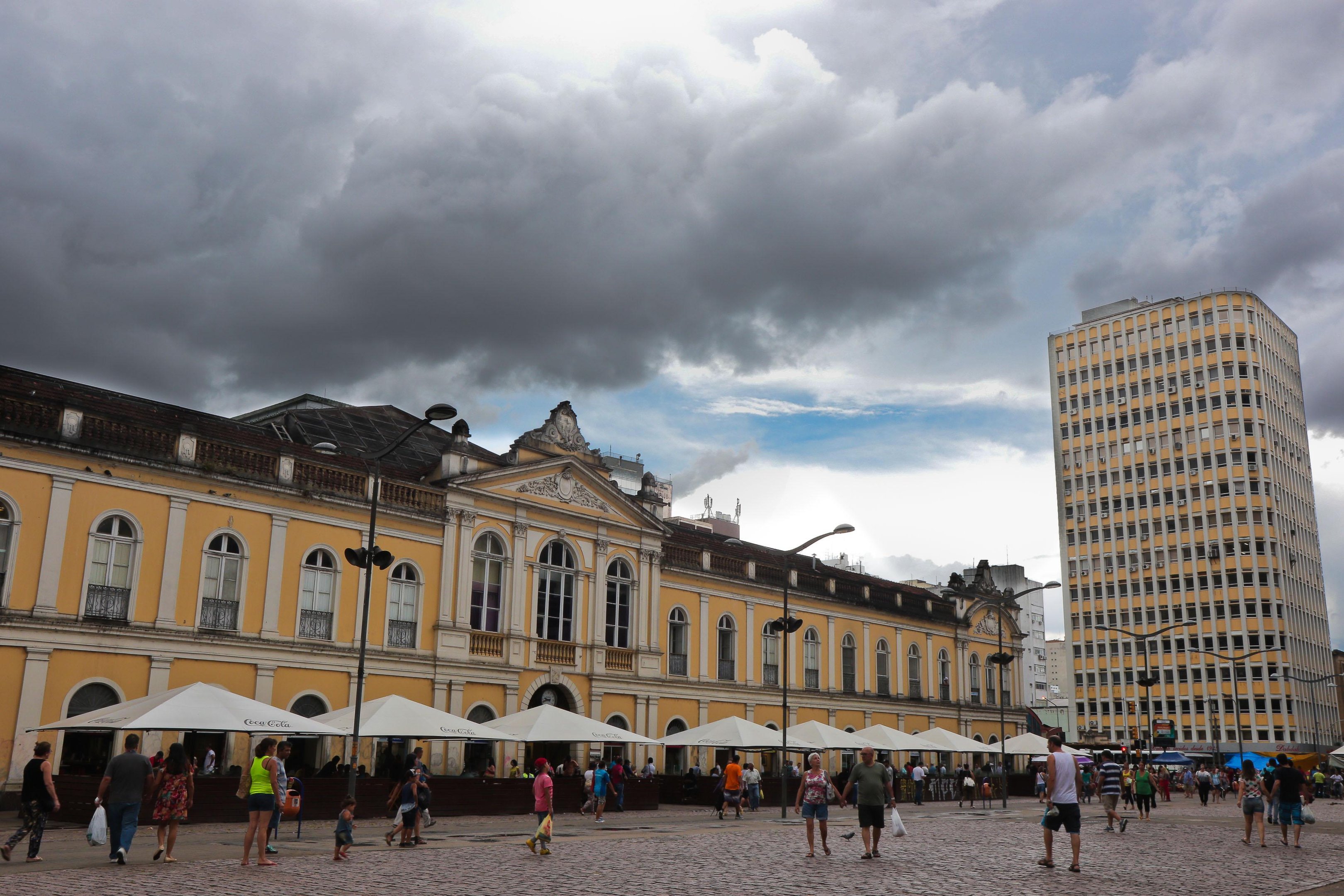 Algumas regi&otilde;es podem ter chuva irregular ao longo do dia