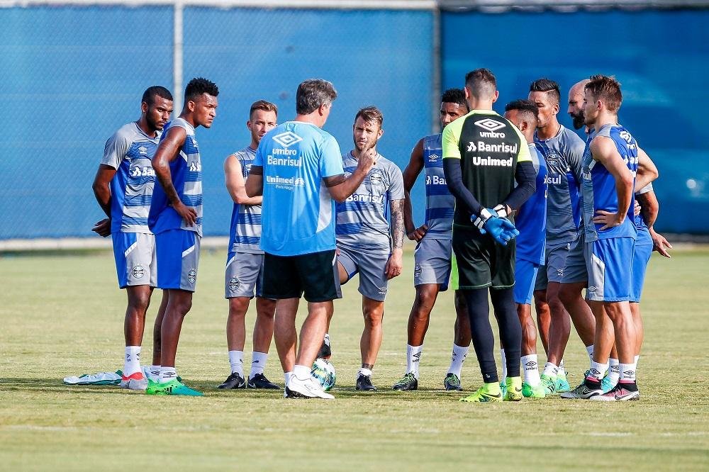 Gr&ecirc;mio ter&aacute; time de reservas com refor&ccedil;os de luxo na Primeira Liga