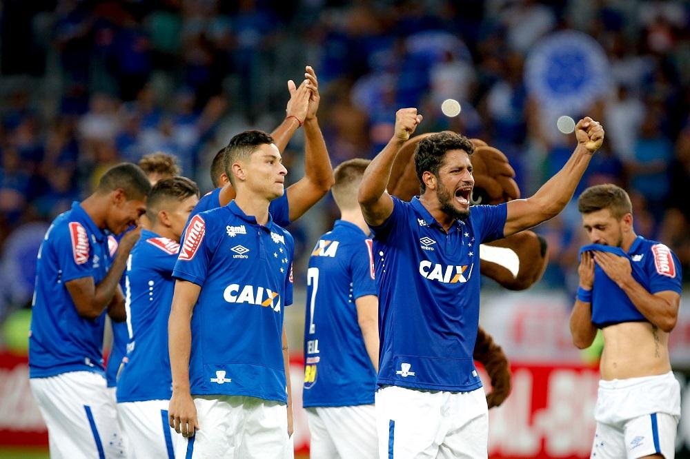 Time mineiro tem pela frente o Nacional-PAR, que est&aacute; em p&eacute;ssima fase