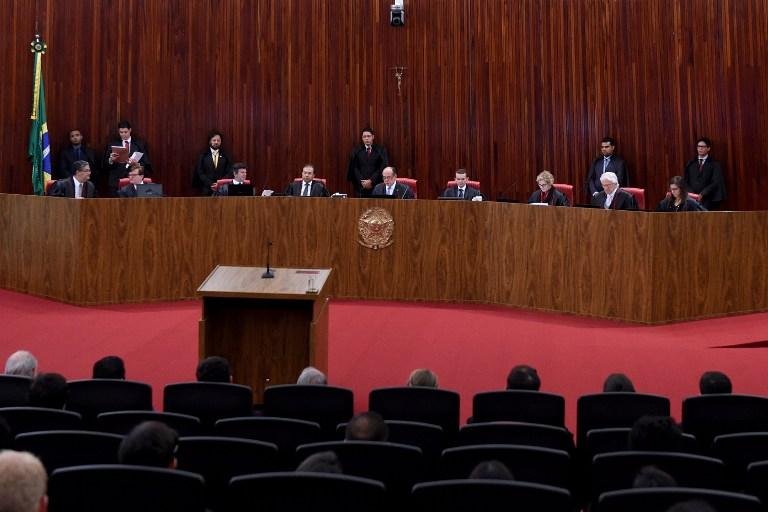 Julgamento foi adiado na manh&atilde; desta ter&ccedil;a-feira
