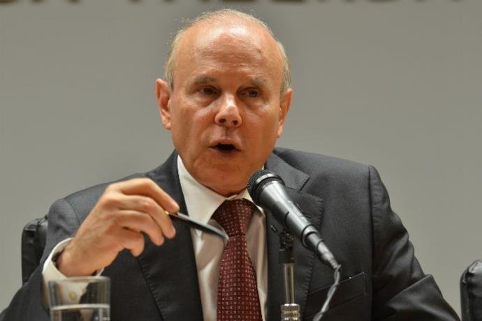 Mantega prestar&aacute; hoje depoimento em a&ccedil;&atilde;o contra chapa Dilma-Temer 