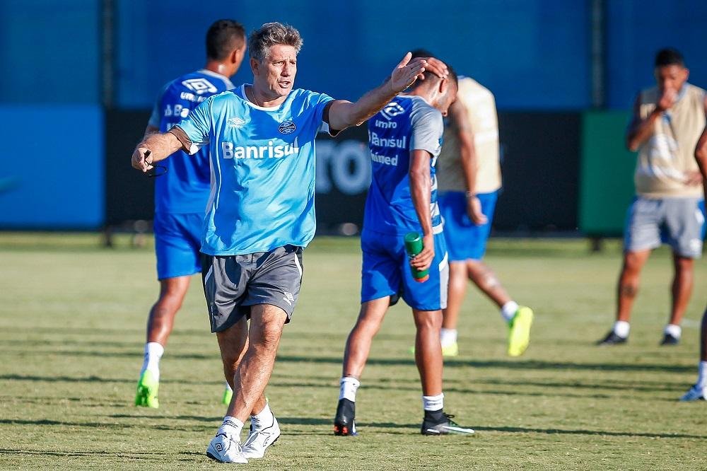 Renato confirma que Maicon n&atilde;o enfrenta Veran&oacute;polis