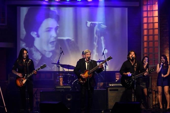 Repert&oacute;rio de "Simplesmente Paul" retrata carreira do artista