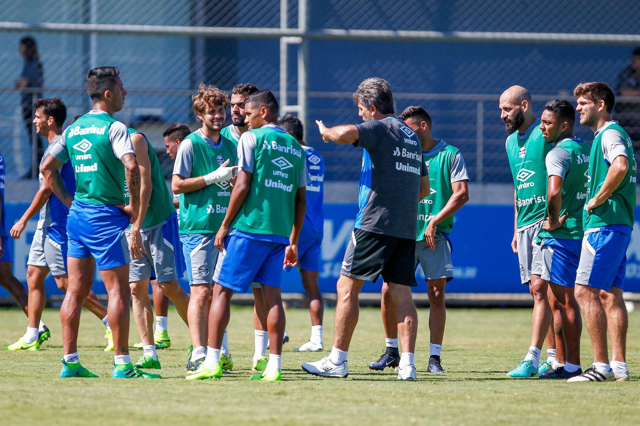 Renato tem preocupa&ccedil;&atilde;o em manter Gr&ecirc;mio focado no Gauch&atilde;o