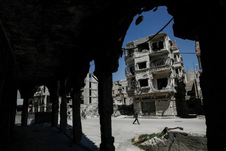 Quinze civis s&iacute;rios s&atilde;o mortos em bombardeio na S&iacute;ria 