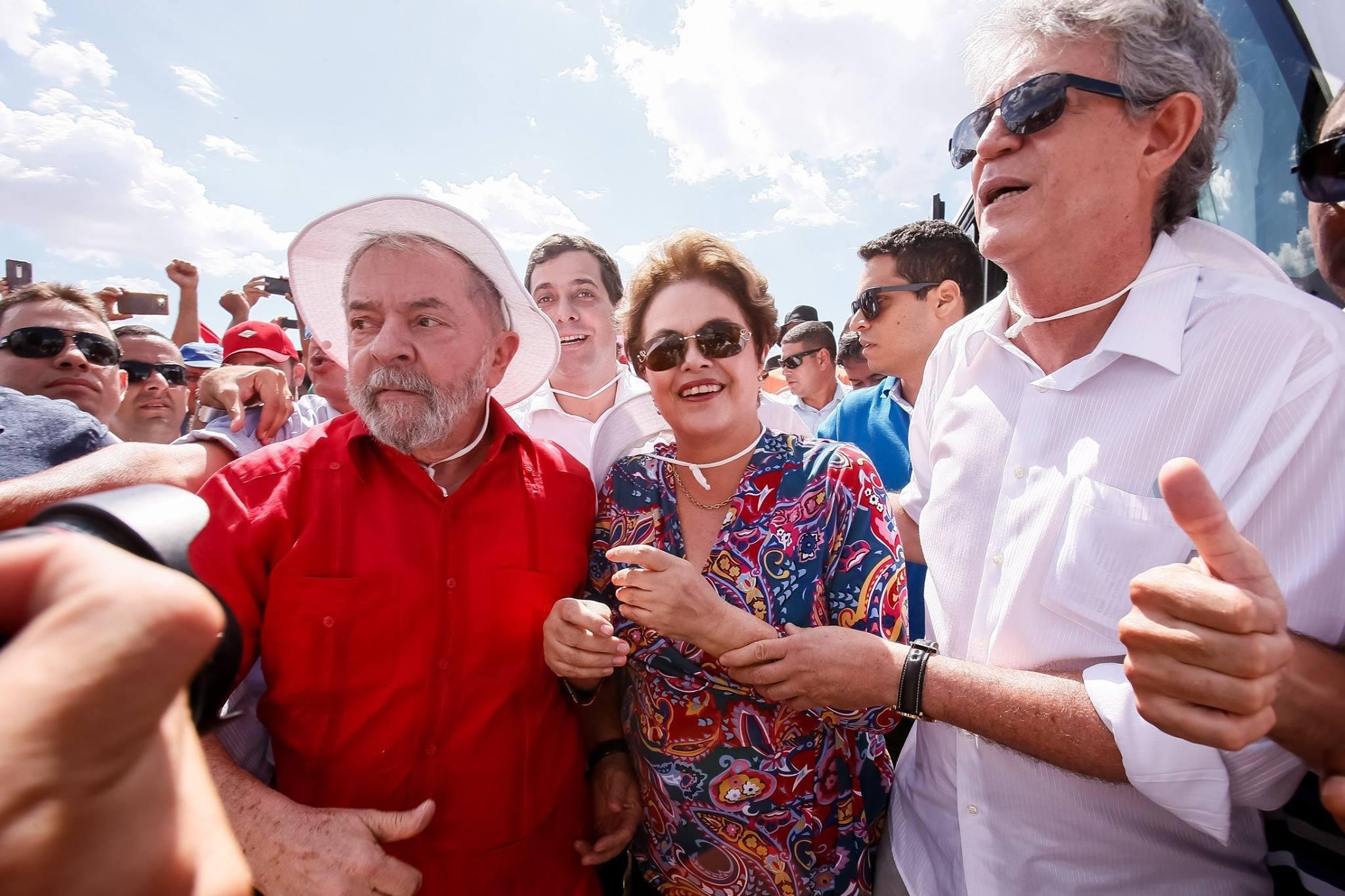 Dilma Rousseff diz que se preocupa com eventual pris&atilde;o de Lula