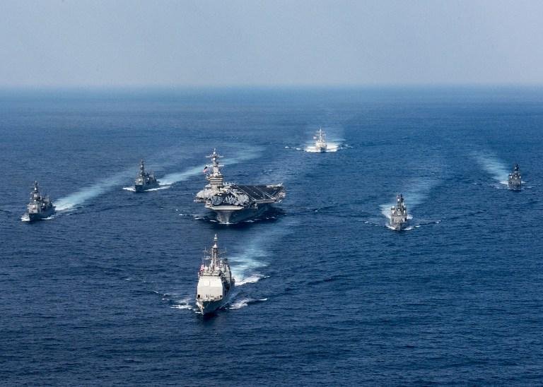Foto obtida entre 31 de mar&ccedil;o mostra USS Carl Vinson em exerc&iacute;cio no Oceano Pac&iacute;fico
