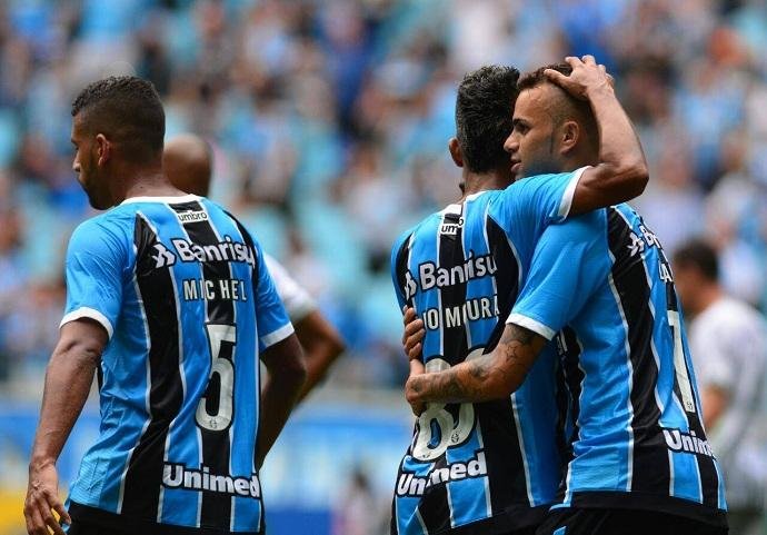 Gr&ecirc;mio goleou o Veran&oacute;polis e avan&ccedil;ou para a semifinal do Gauch&atilde;o