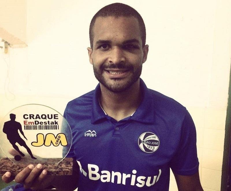 Zagueiro do S&atilde;o Jos&eacute; teria sido alvo de racismo no Gauch&atilde;o