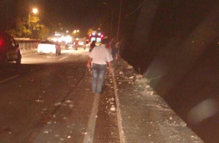 Ve&iacute;culo saiu da pista, no in&iacute;cio da noite, no km 348 da BR 386
