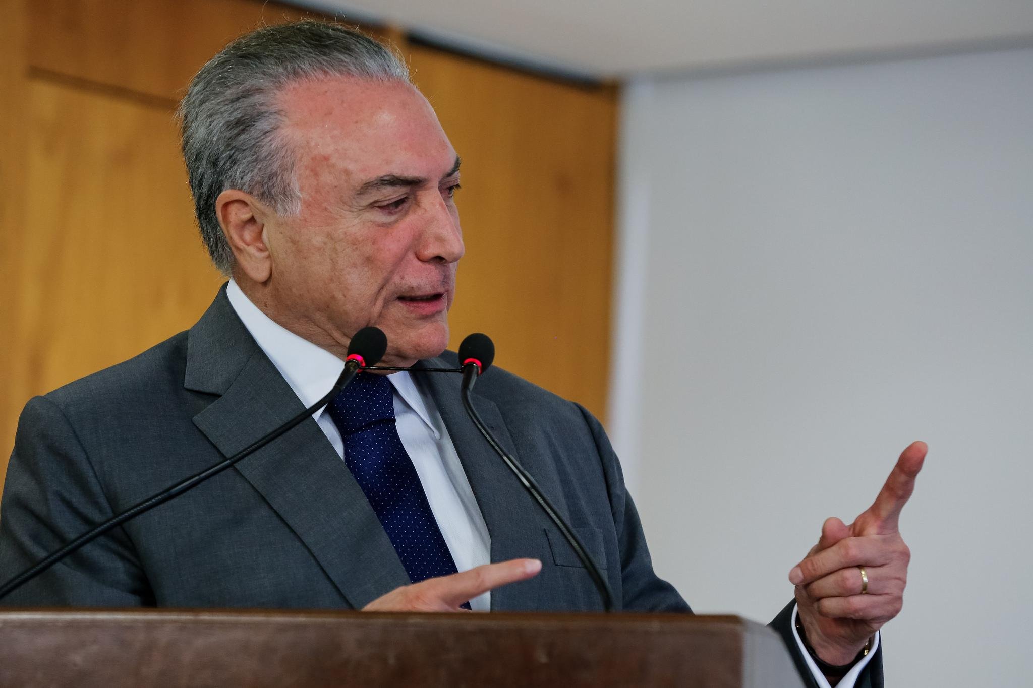Governo estima arrecadar cerca de R$ 1,6 bilh&atilde;o por ano com duas mudan&ccedil;as na aposentadoria dos membros das For&ccedil;as Armadas