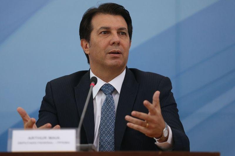 Relator Arthur Maia &eacute; s&oacute;cio de companhia que tinha d&iacute;vidas superiores a R$ 151 mil