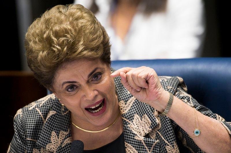Assessoria de Dilma reiterou o teor de nota j&aacute; divulgada, na qual alega ser mentira que tivesse conhecimento de "quaisquer situa&ccedil;&otilde;es ilegais"