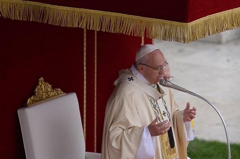 Papa Francisco implora pela paz na S&iacute;ria e no Oriente M&eacute;dio