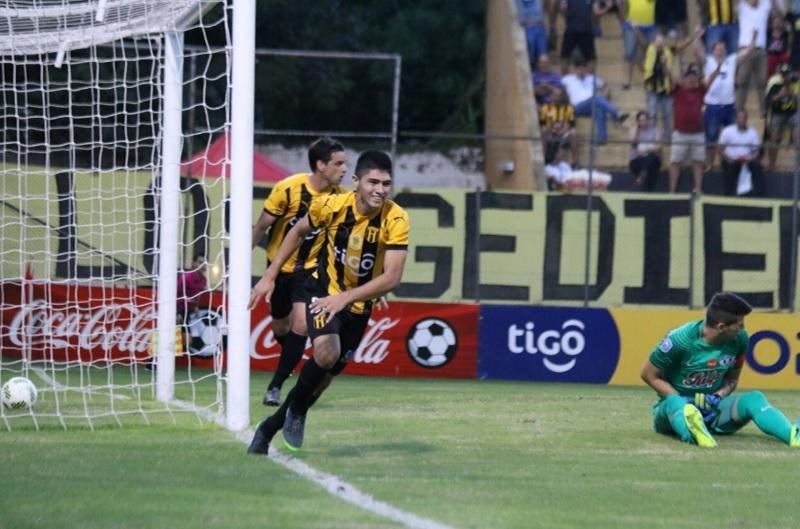 Guarani vence no paraguaio antes de enfrentar Gr&ecirc;mio