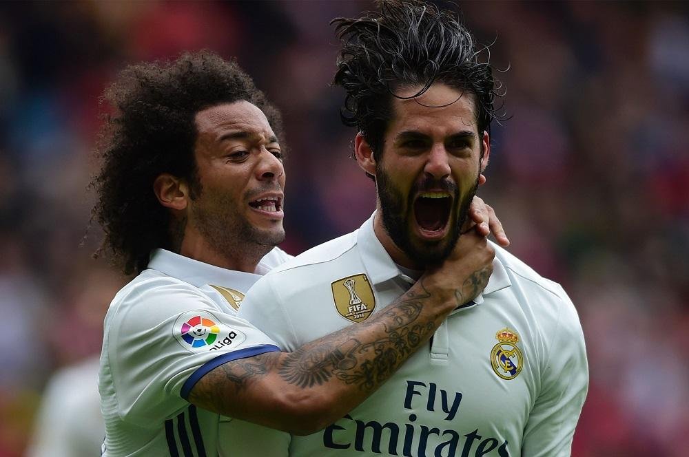Isco (&agrave; direita) &eacute; um dos candidatos &agrave; vaga do gal&ecirc;s Bale
