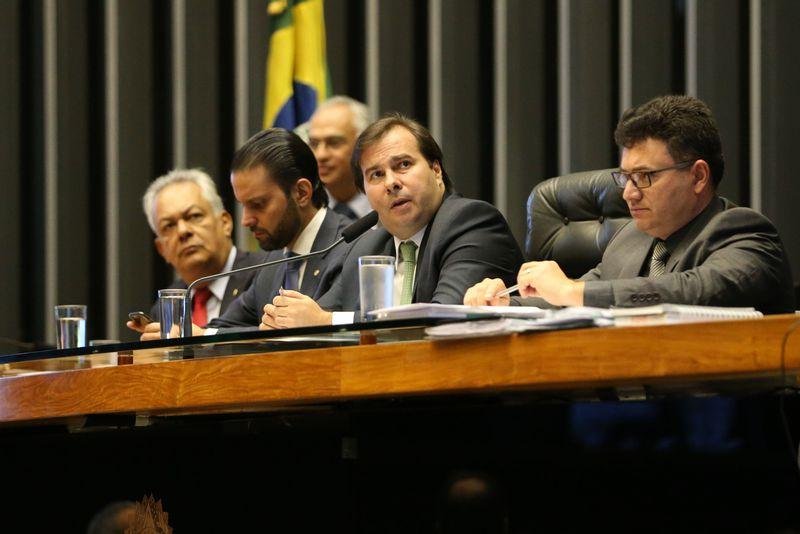Nesta ter&ccedil;a o presidente da C&acirc;mara tentar&aacute; aprovar no plen&aacute;rio o regime de urg&ecirc;ncia para acelerar a tramita&ccedil;&atilde;o da mat&eacute;ria