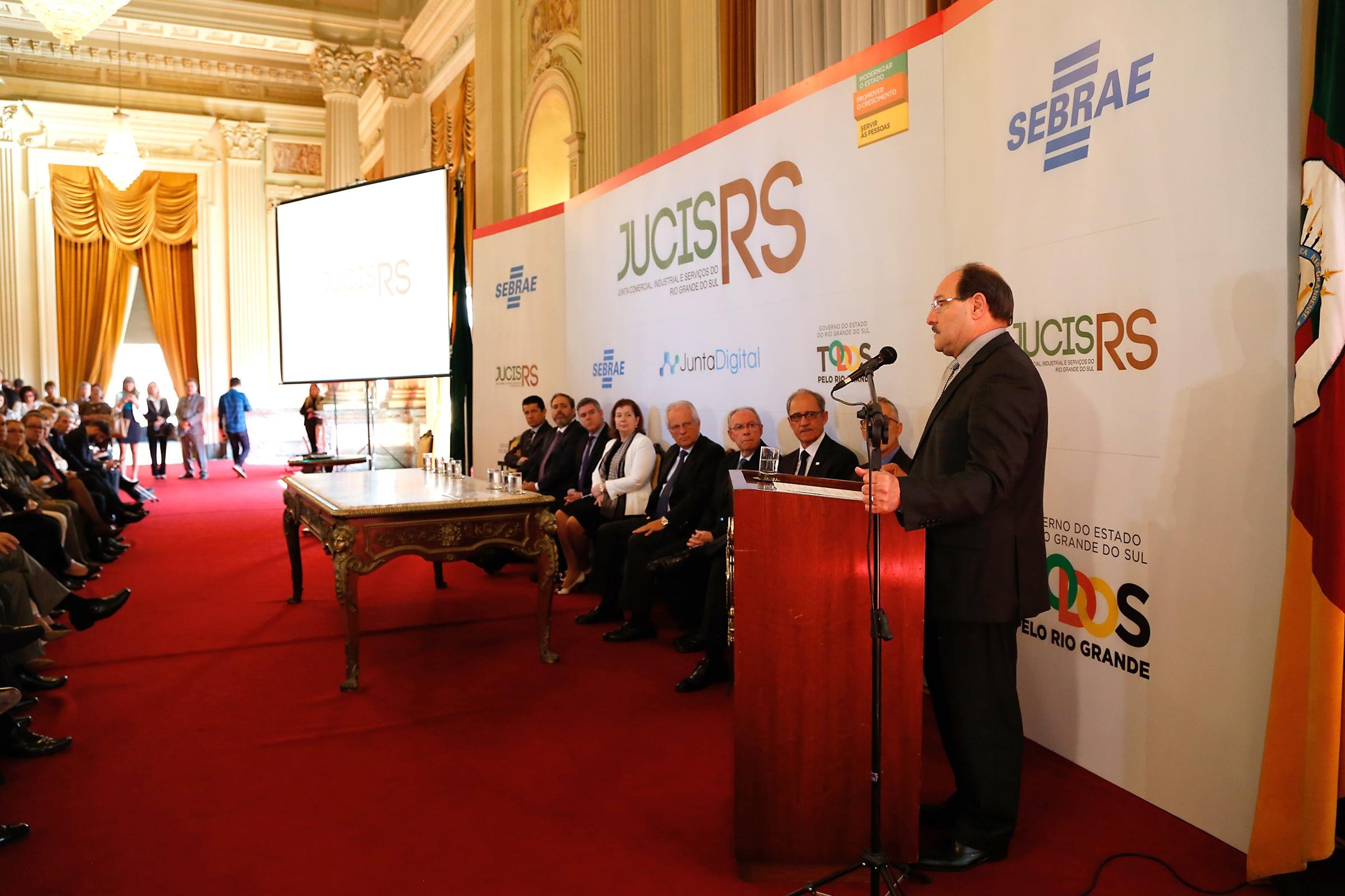 Projeto Junta Digital agiliza cria&ccedil;&atilde;o de empresas em Porto Alegre 