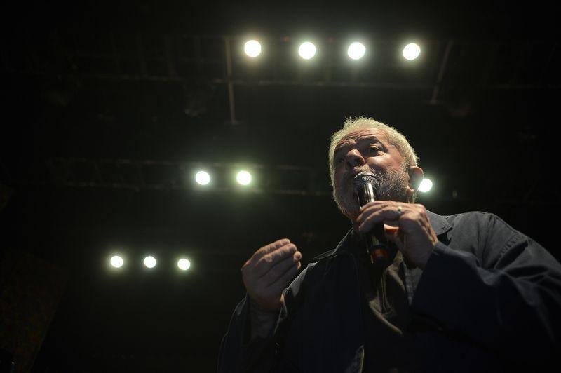 Lula orientou a dar sumi&ccedil;o em documentos, diz empres&aacute;rio da OAS
