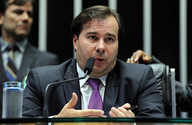 Proposta &eacute; que mudan&ccedil;a seja votada a partir do dia 8 de maio