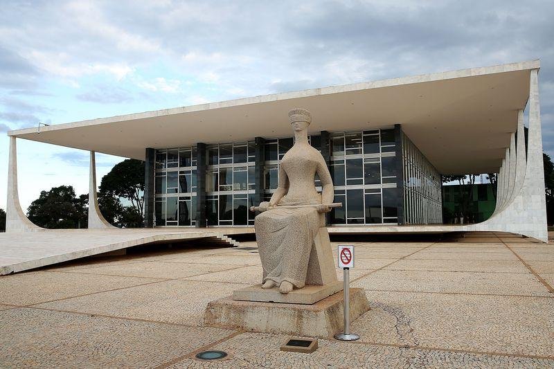 Projeto inclui na Lei de Crime de Responsabilidade o ministro do Supremo Tribunal Federal (STF) que usurpar as compet&ecirc;ncias do Legislativo e do Executivo