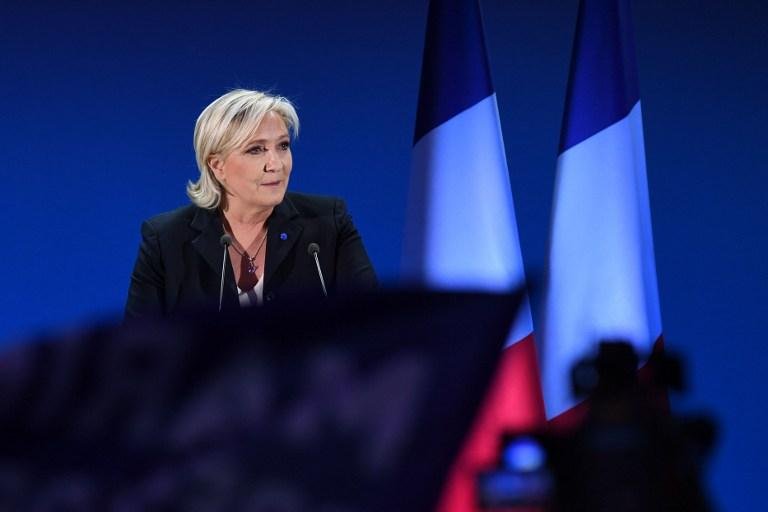 Marine Le Pen, a herdeira da extrema direita pode ser a primeira mulher presidente da Fran&ccedil;a